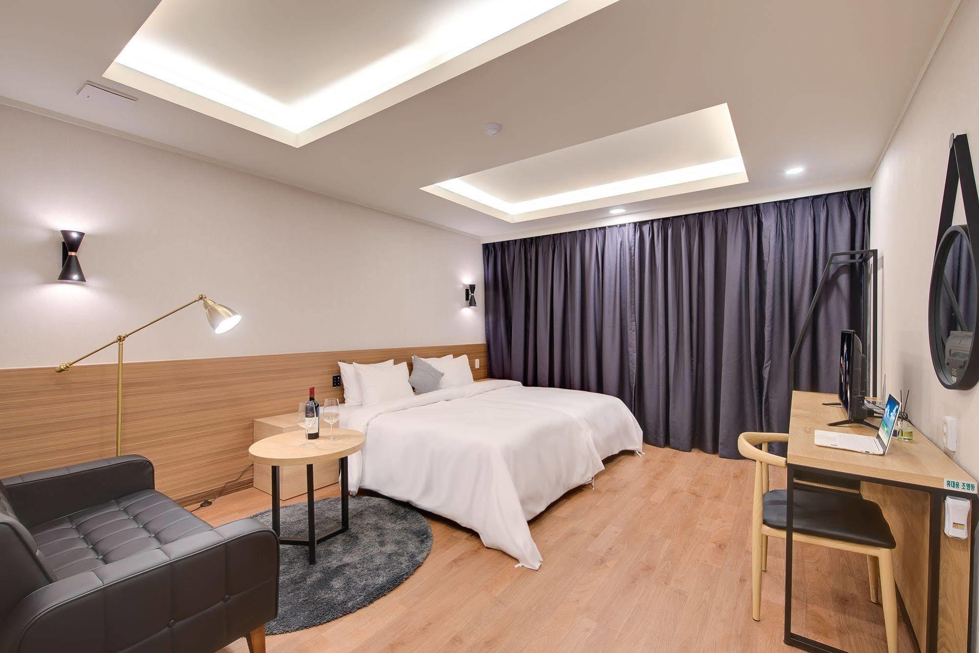 M Hotel Seul Zewnętrze zdjęcie