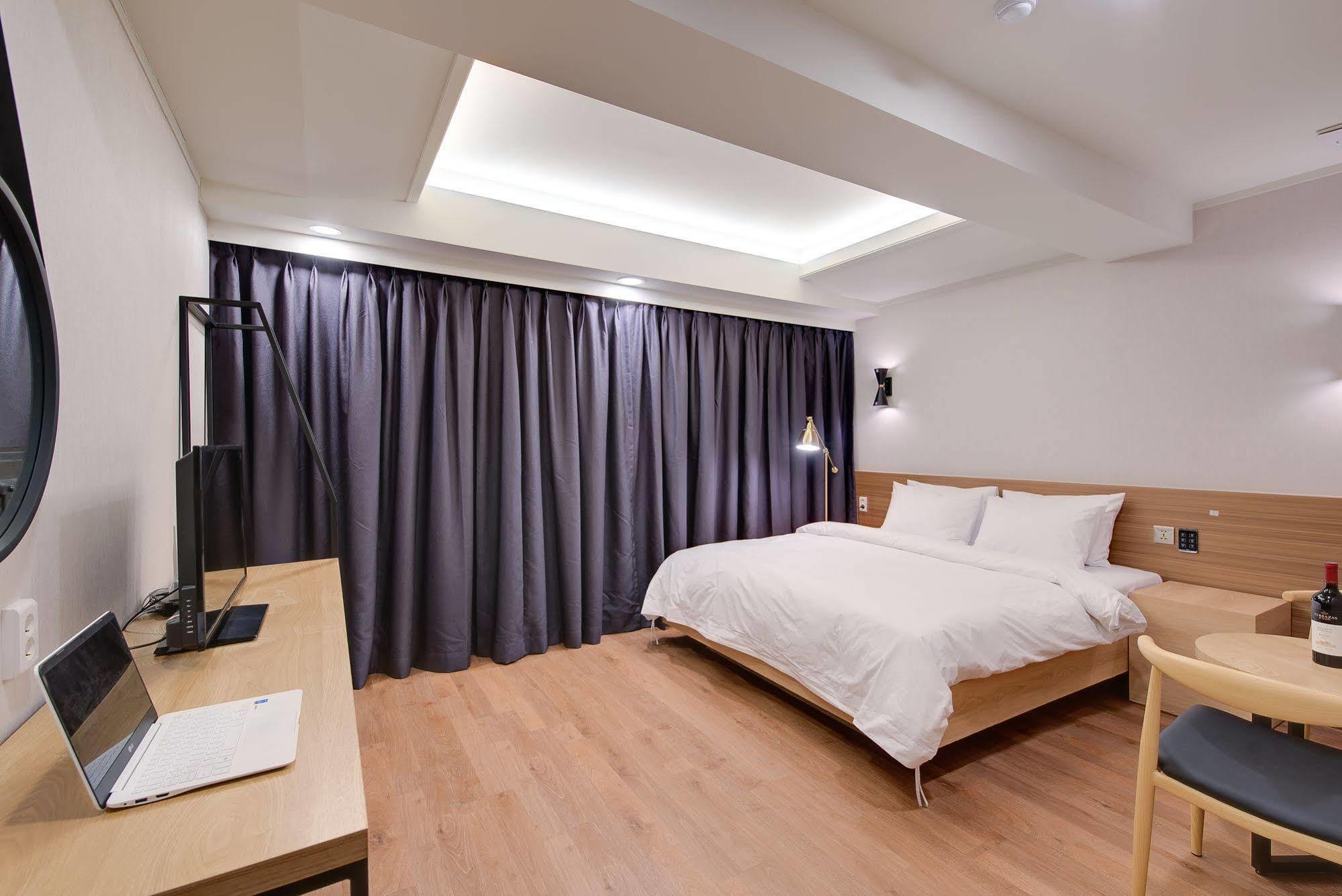 M Hotel Seul Zewnętrze zdjęcie