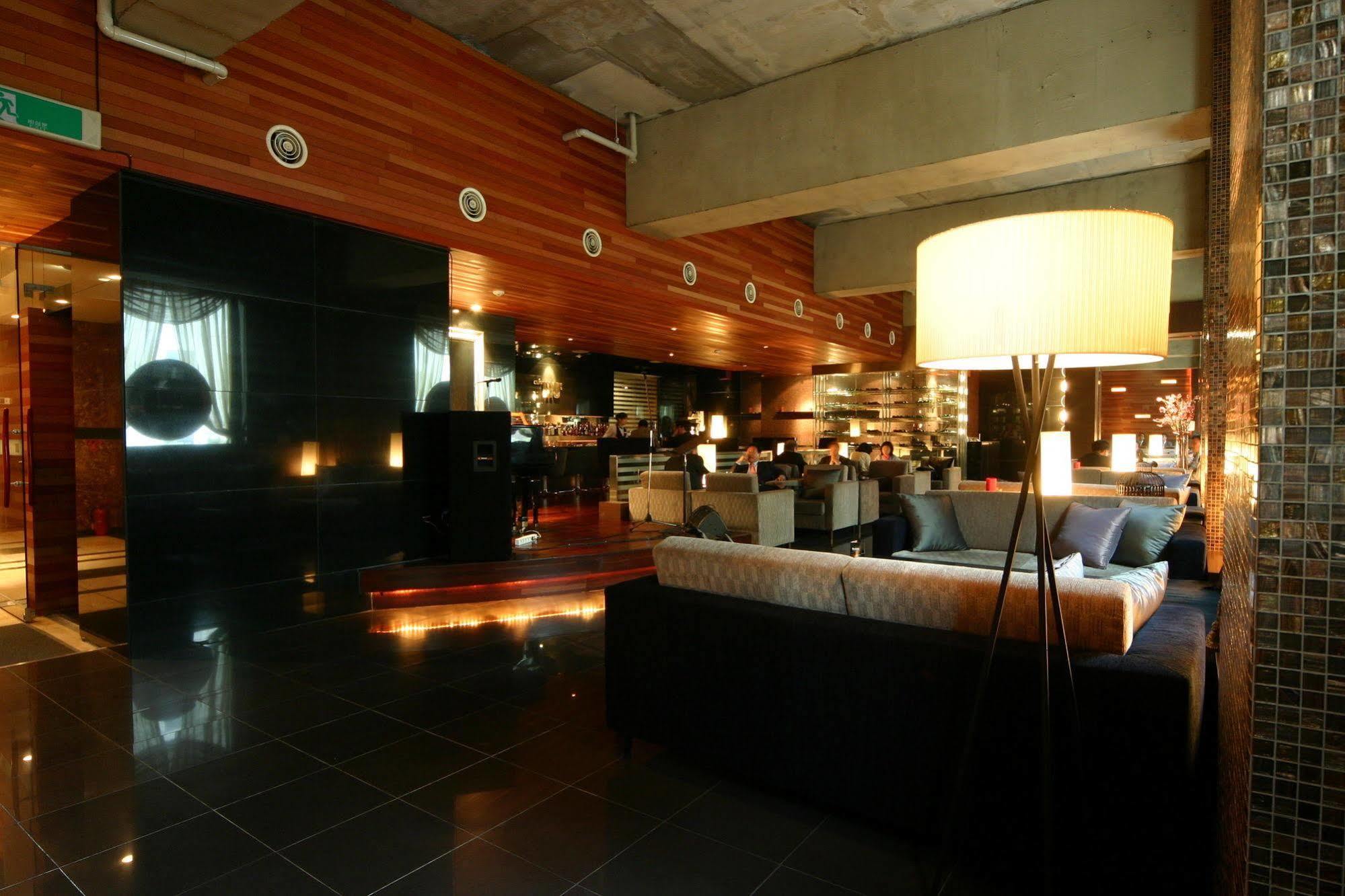 M Hotel Seul Zewnętrze zdjęcie